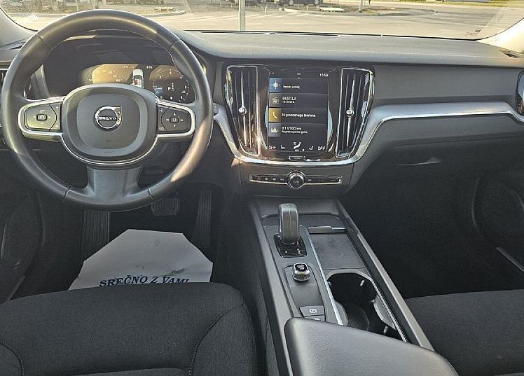 Zunanja slika - Volvo V60 - B4D AUT Momentum Pro AT8|Navi|FuLED|Assist|Radar - 8