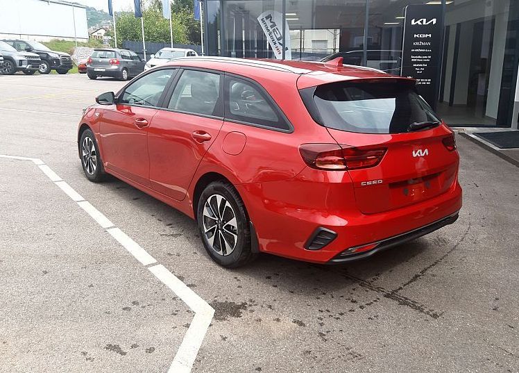 Zunanja slika - KIA Ceed - SW 1.5 T-GDi LX Champion+ ISG. M T 103 kW - 4