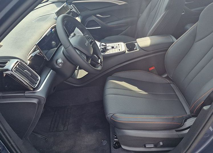 Zunanja slika - BYD Sealion 5 - DM-i COMFORT PHEV - skupni doseg 992 km - 7