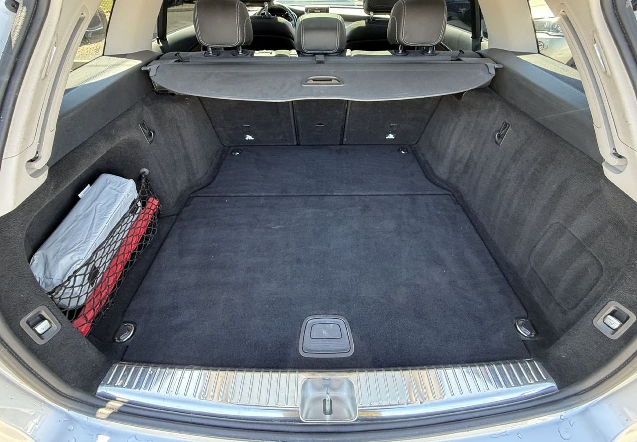 Zunanja slika - Mercedes-Benz C-Razred - C200d T PANO-FULLED-ACC-EL.PRT-NAVI-BT-360-AMBIENT - 19