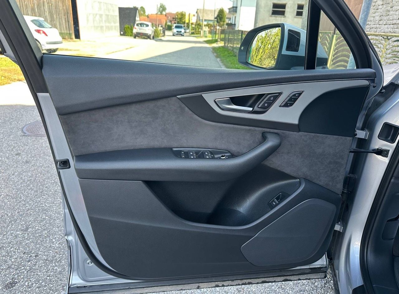 Zunanja slika - Audi Q7 - E-TRON 3.0TDI QUATTRO LED NAVI ACC HUD PANO 360K.. - 13