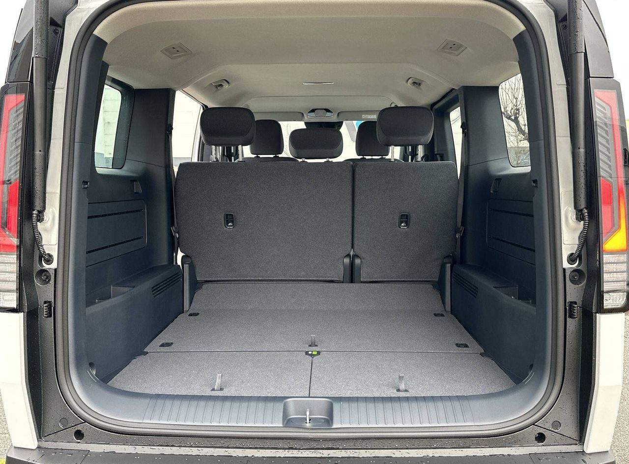 Zunanja slika - KIA PV5 - 71.2 kWh baterija 120 kW  163 KS  Quantum - 20