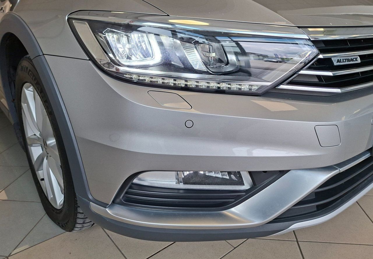 Zunanja slika - VW Passat - Alltrack 4motion 2.0 TDI BMT DSG-FULL LED-KAMERA-ODLIČEN- - 19