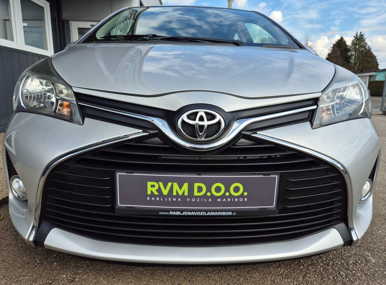 Zunanja slika - Toyota Yaris - 1.33°SLO°1.LAST°KAMERA°BLUETOOTH°ALU°SAMO 93.000KM - 6
