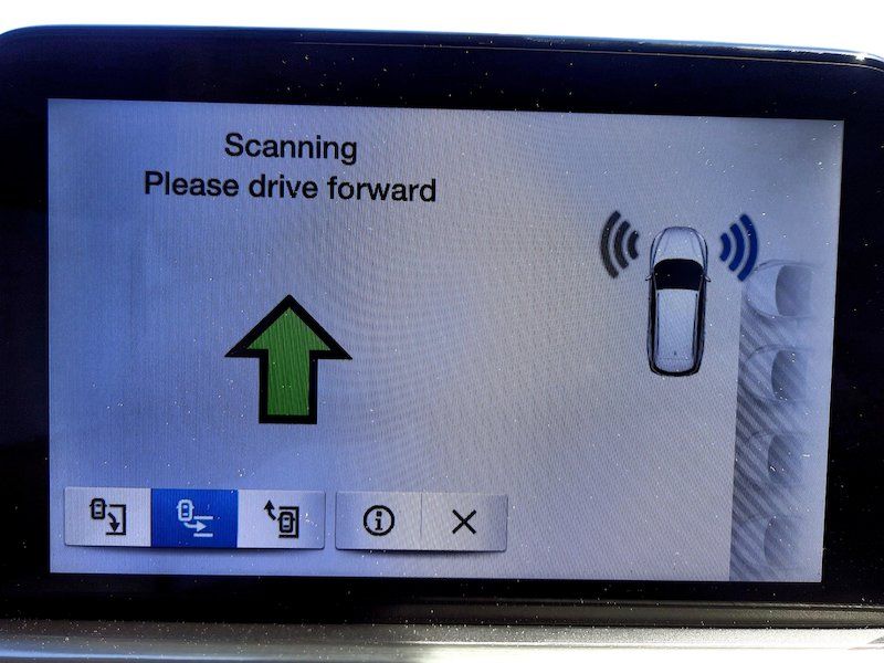 Zunanja slika - Ford Focus - Titanium 1.5 EcoBlue 120KM-RADAR-ZIMSKI PAKET - 16