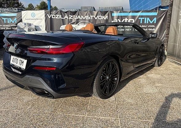 Zunanja slika - BMW serija 8 Cabrio: - 840i xDrive 4WS LASER BOWERS HUD ACC ZVOK MOTORJ - 4