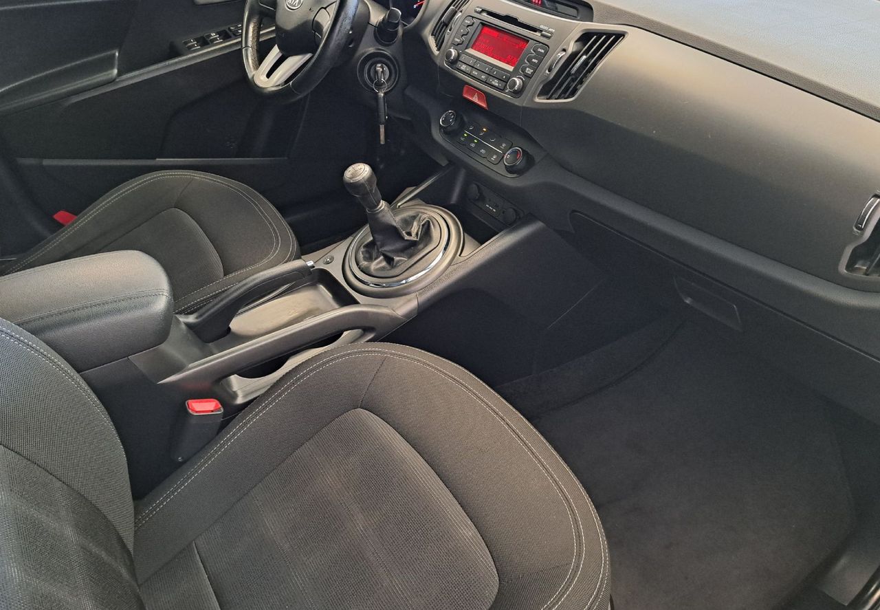 Zunanja slika - KIA Sportage - 2.0 bencinski 120kW Urban-HITRI KREDIT-ODLIČEN- - 9