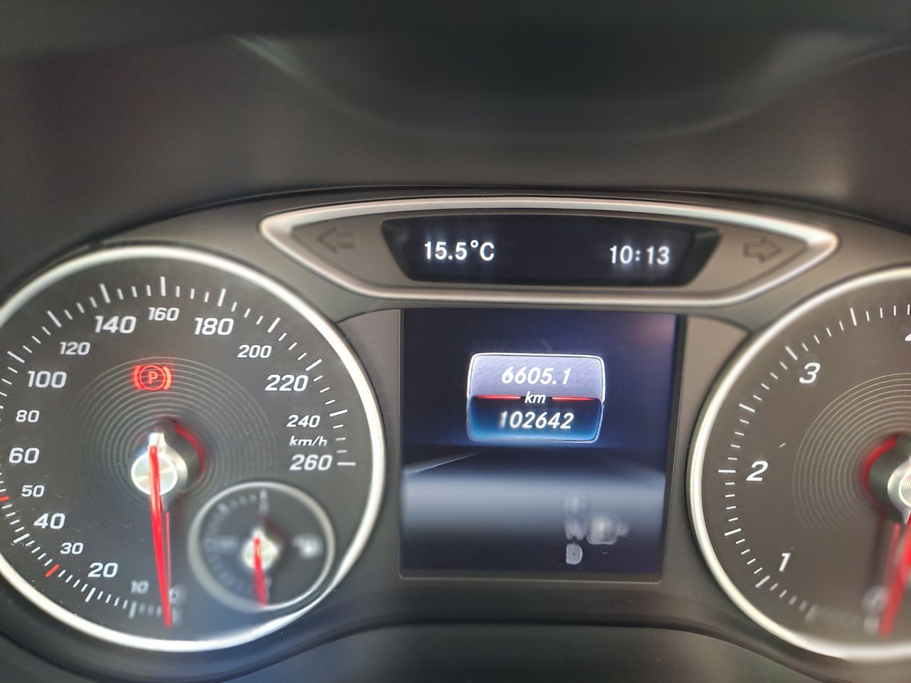 Notranja slika - Mercedes-Benz B-Razred - B200D 4 MATIC URBAN - 7
