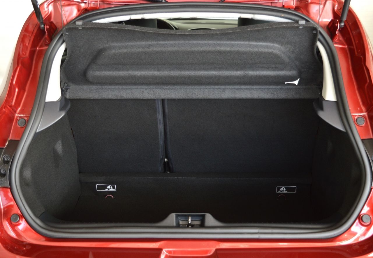 Zunanja slika - Renault Clio - 1,2 16V Intens - 8