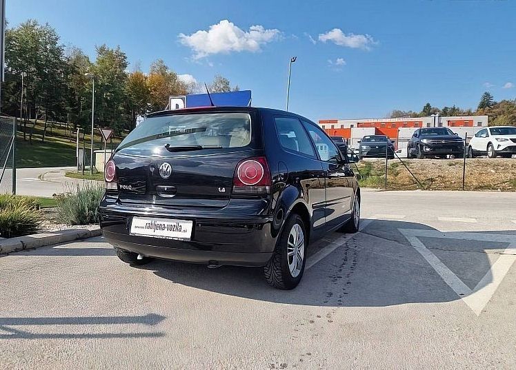 Zunanja slika - VW Polo - 1.4 55KW AVTOMATIK - 6
