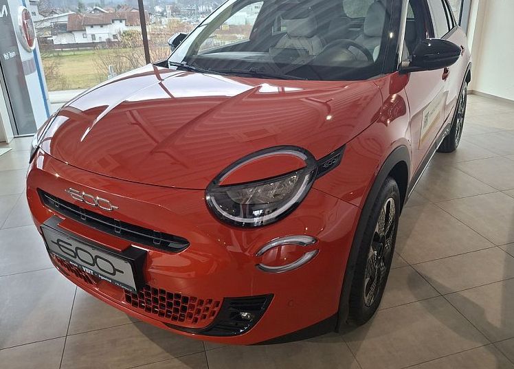 Zunanja slika - Fiat 600 - 1.2 T3 Hybrid DCT 145 LaPrima - 1