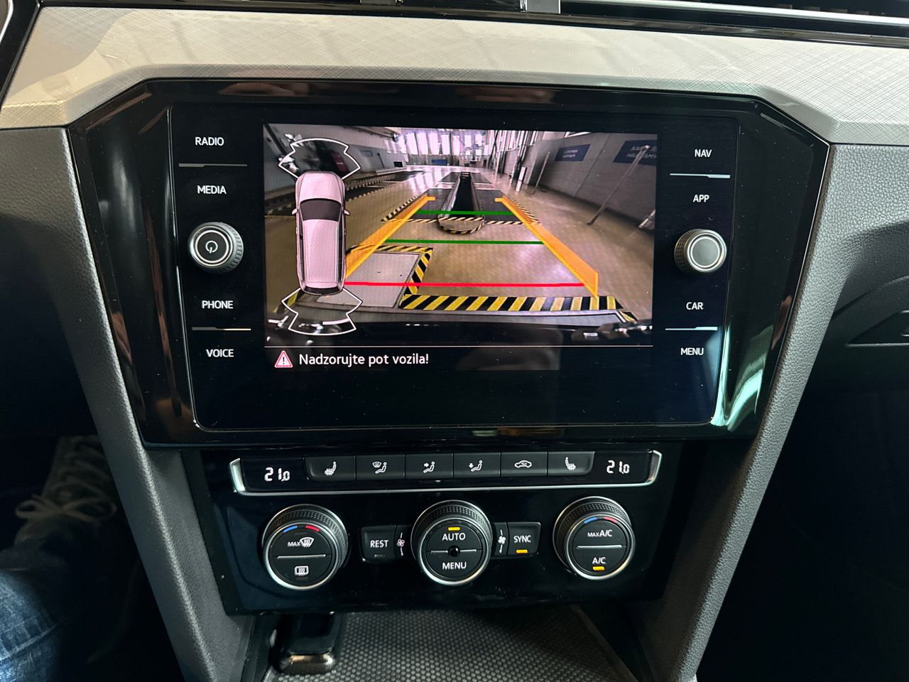 Notranja slika - VW Passat - VW - 26