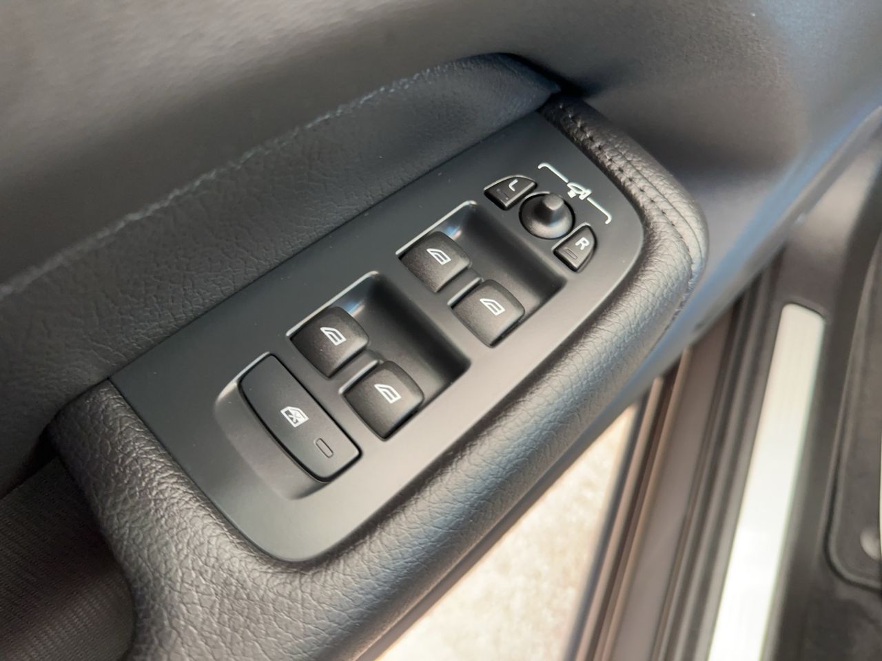 Zunanja slika - Volvo XC60 - XC60 - 17