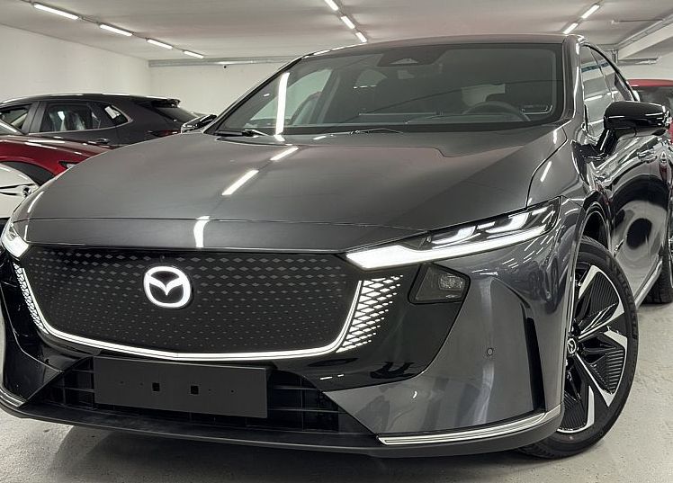 Zunanja slika - Mazda Mazda6e - TAKUMI | LPF BATERIJA  | ČRNO USNJE | ZALOGA - 1