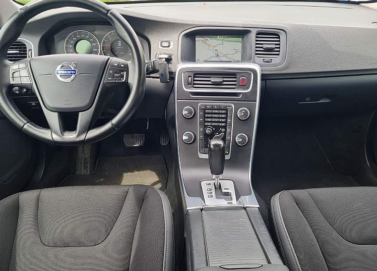 Zunanja slika - Volvo S60 - 2.0 + 120kw + BREZ POLOGA - 7