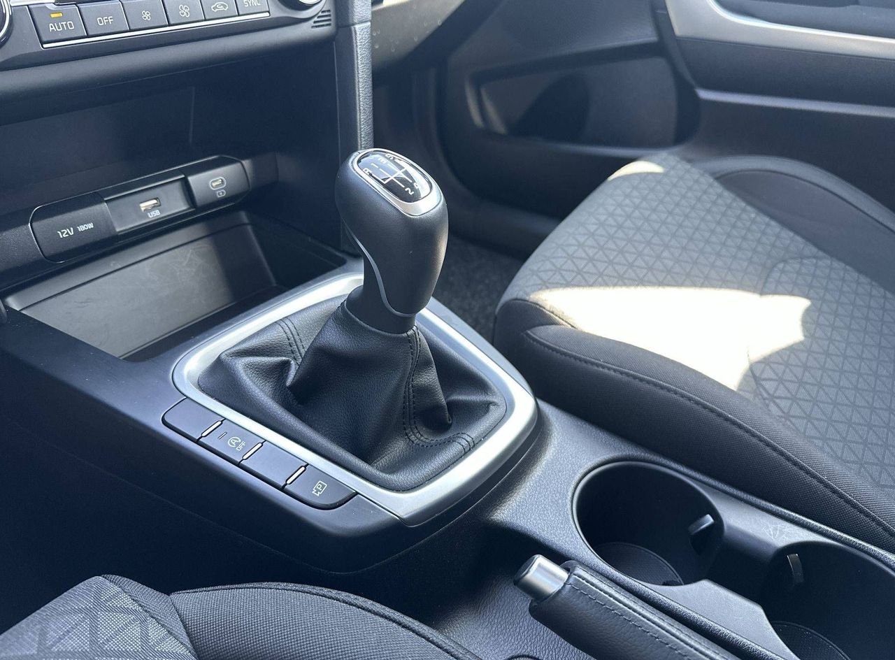 Zunanja slika - KIA Ceed - 1.5 T-GDI LX Champion ISG - 18