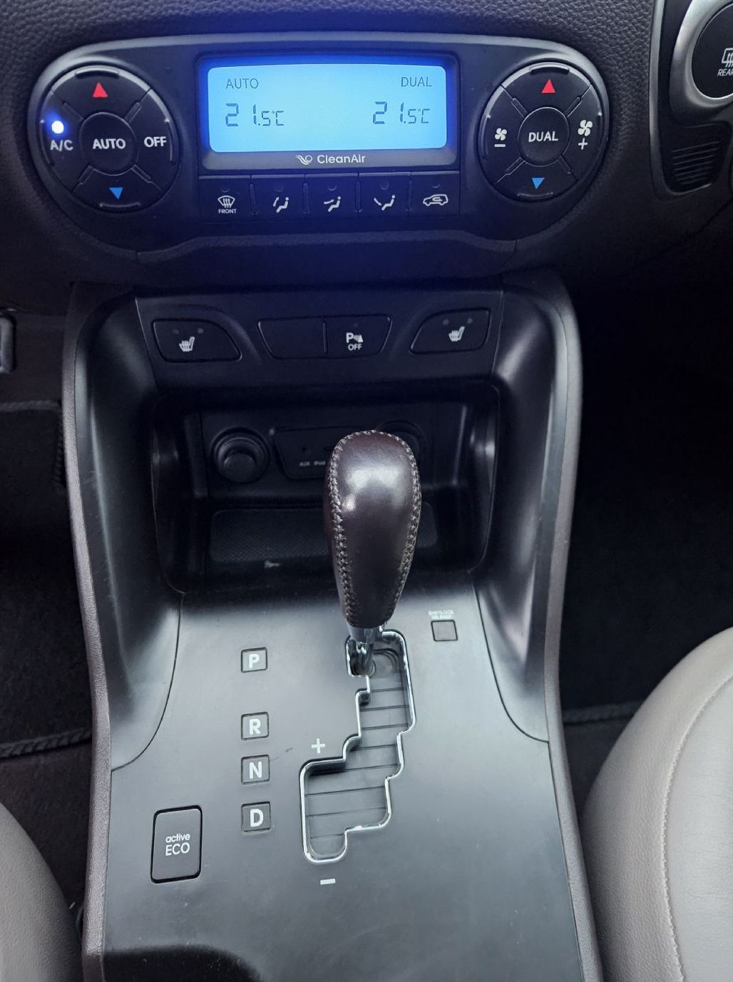 Zunanja slika - Hyundai ix35 - 2.0 CRDI Premium 4WD+USNJE+PANO.+KAMERA+1.LAST. - 15