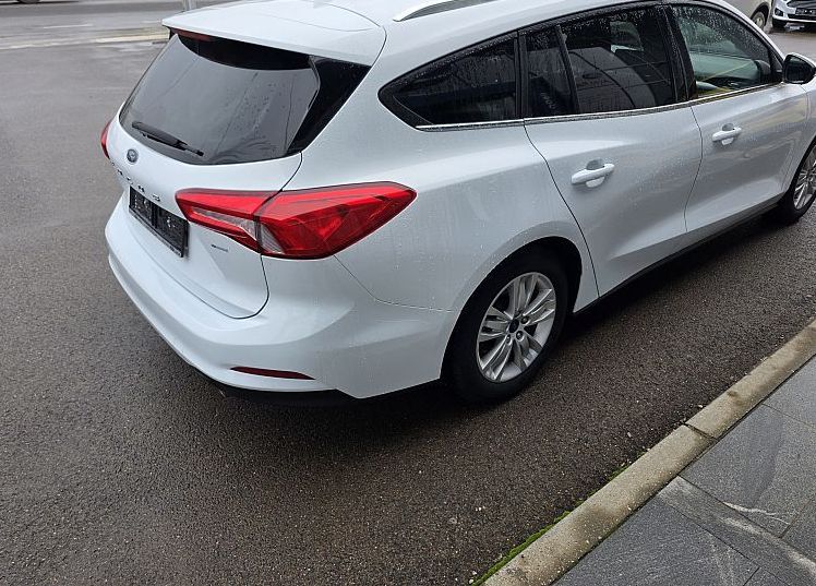 Zunanja slika - Ford Focus - 1.0 EcoBoost Titanium - 6