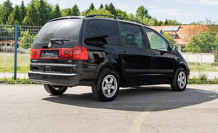 Zunanja slika - VW Sharan - 1.9 TDI  PDC Kamera Tehnični celo leto - 5