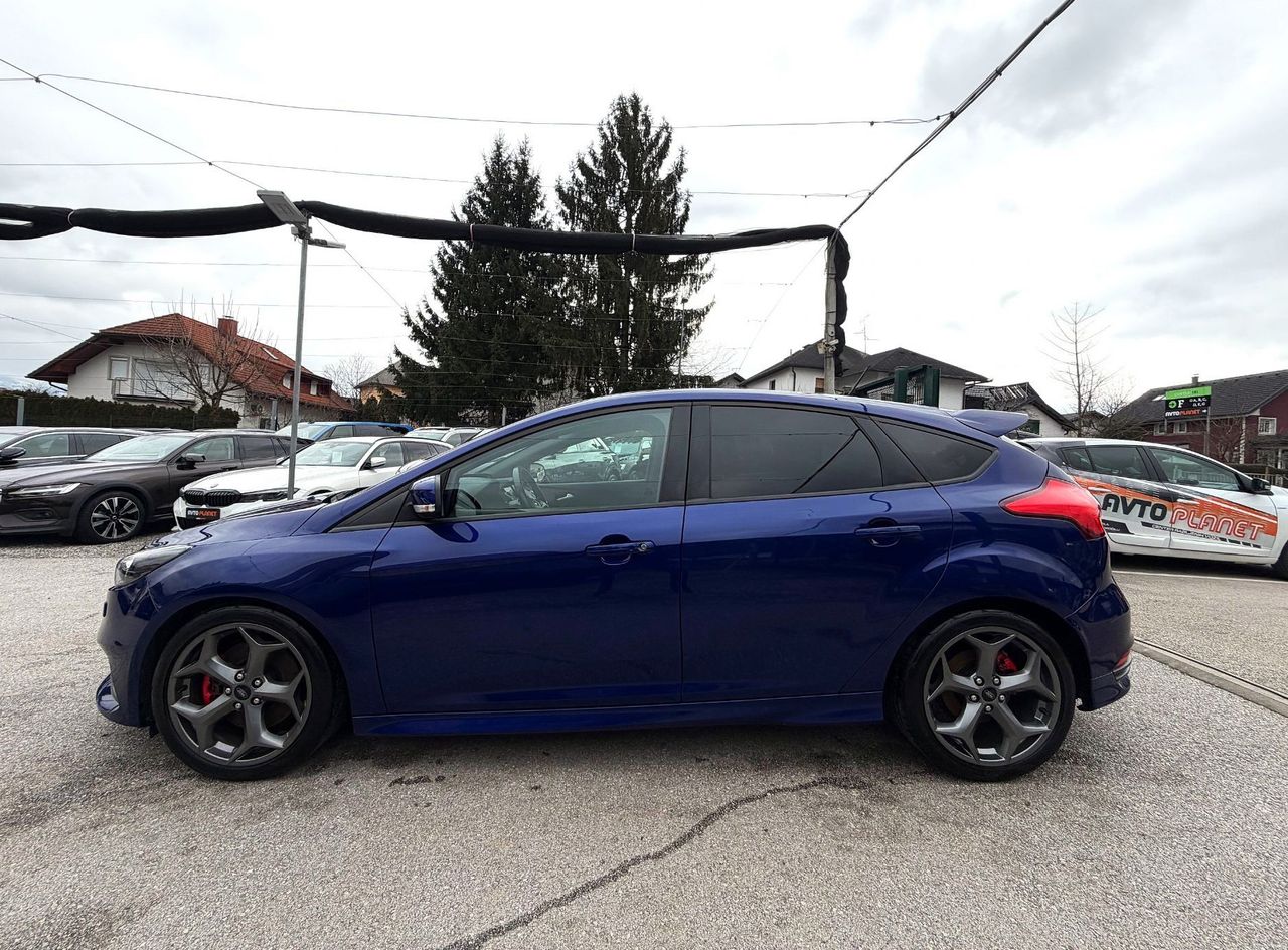 Zunanja slika - Ford Focus - ST-3 2.0 TDCi AUT. SLO 1.LASTNIK LED XENON RECARO - 2