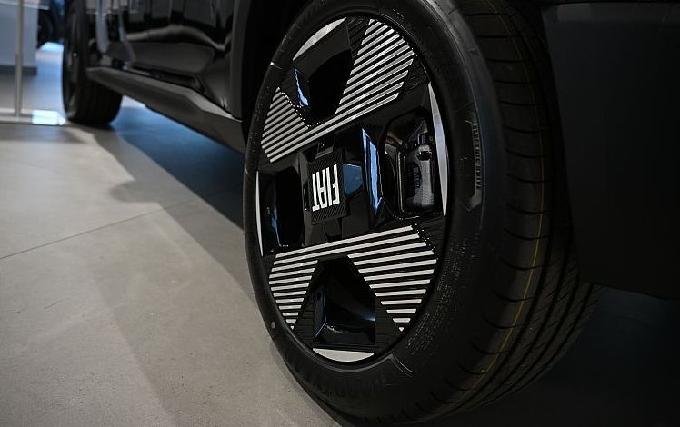 Zunanja slika - Fiat Grande Panda - 44 kWh + 4 ZIMSKE GUME - 11