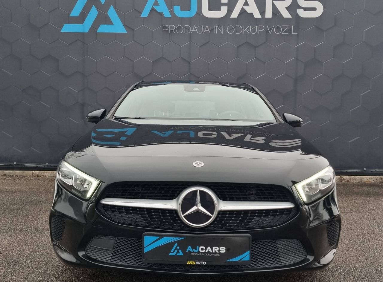 Zunanja slika - Mercedes-Benz A-Razred - A 180 d-Virtual-Led-Navi-Kamera-Usnje-Velik serv - 2
