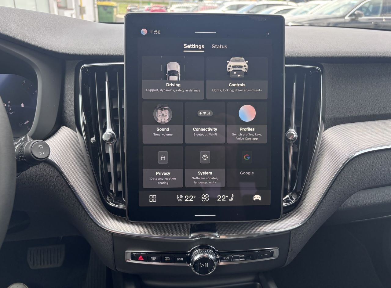 Zunanja slika - Volvo XC60 - B5P  Core AT AWD 3 leta garancije + 3 servisi - 16