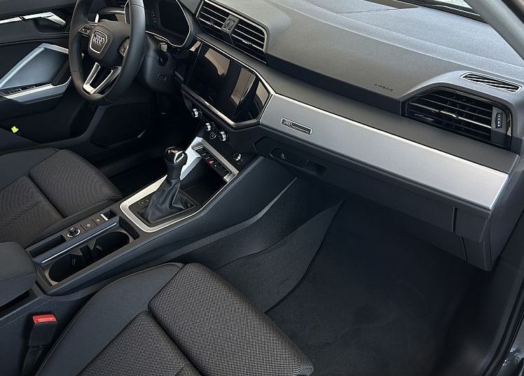 Zunanja slika - Audi Q3 - 35 TFSI S tronic S line - 7