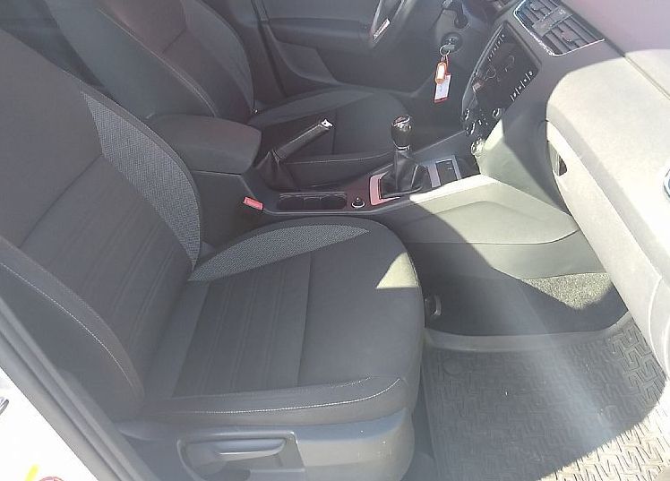 Zunanja slika - Škoda Octavia - 2.0 TDI Ambition 110 kW -2- - 6