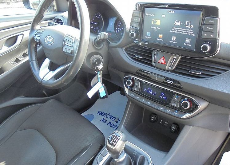 Zunanja slika - Hyundai i30 Wagon - 1.4 T-GDI STYLE°Multimedija°DAB°PLUS°RG°1.LASTNIK - 9