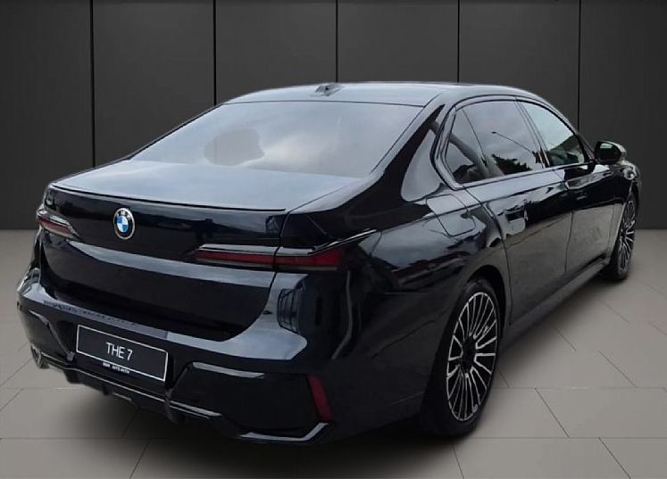 Zunanja slika - BMW Serija 7 - : 740d xDrive BMW INDIVIDUAL - 4