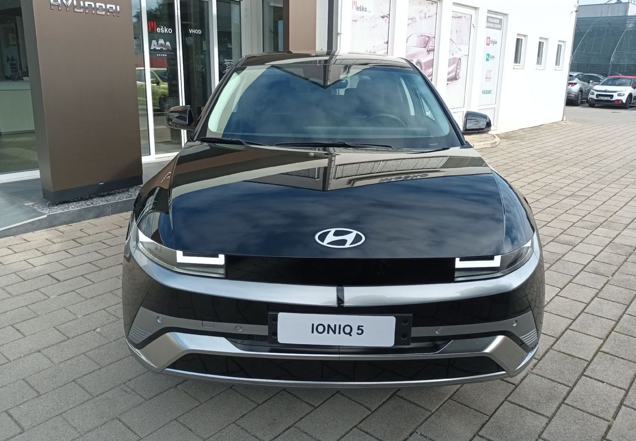 Zunanja slika - Hyundai Ioniq 5 - 168kW PREMIUM 84 kWh VOZILA V PRIHODU - 8