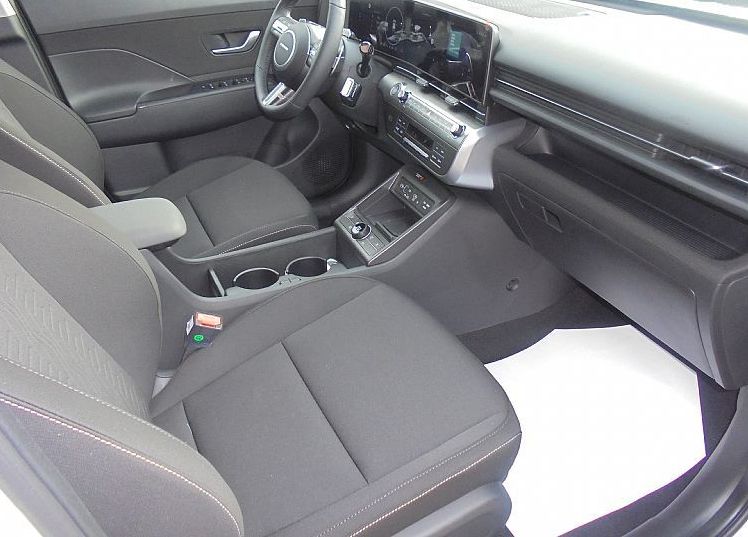 Zunanja slika - Hyundai Kona - BEV 48KWH PREMIUM°Winter°Topl.črp° - 10