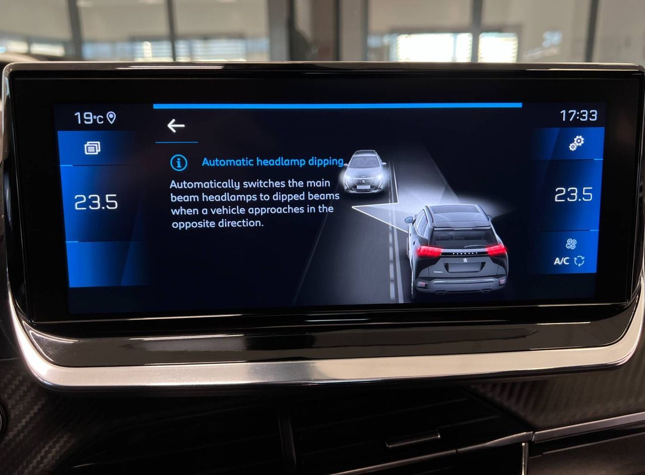 Zunanja slika - Peugeot 2008 - 1.2-130KM-GT-LINE-FULL-LED-KAM-PANO-VIRTUAL-ASSIST - 16