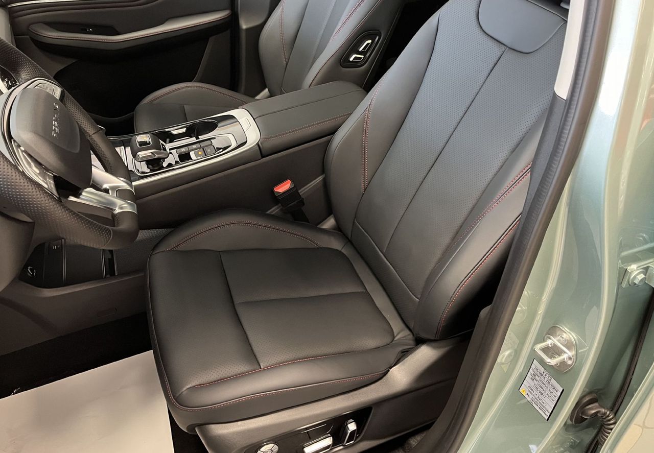 Zunanja slika - Forthing Forthing T5 EVO - T5 Evo 1.5 T-GDI LUXURY - NA ZALOGI - my 2025 - - 16