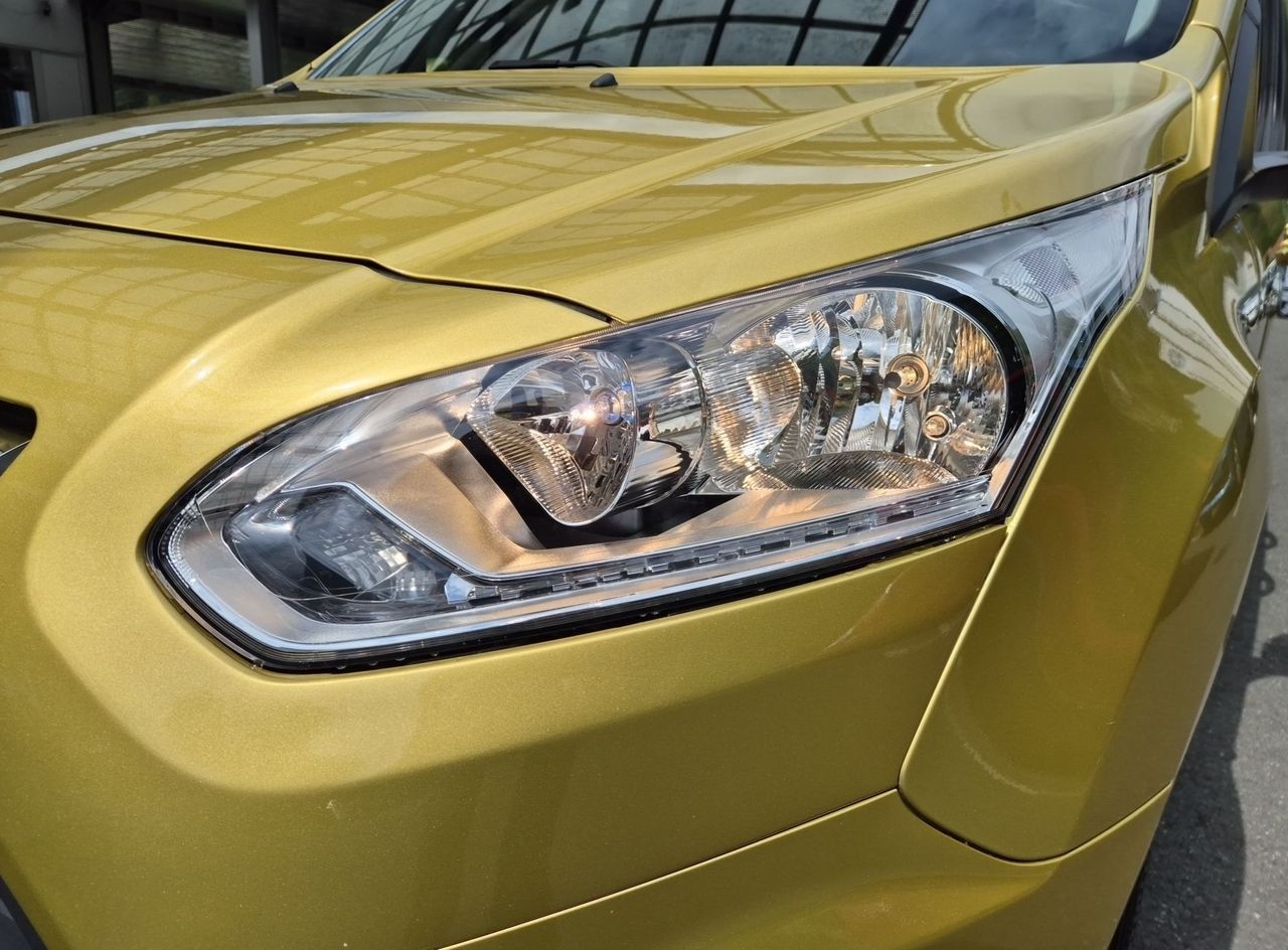 Zunanja slika - Ford Tourneo Connect - TITANIUM 1.5TDCi 120PS M6-SLO-1.LAST-PANO-VRHUNSK - 7