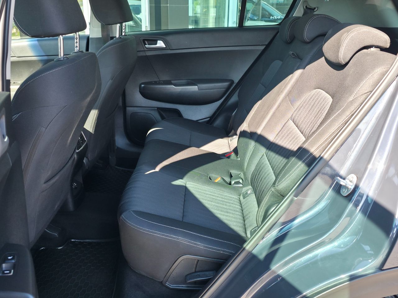 Zunanja slika - KIA Sportage - 2WD 1,6 GDI LX EDITION - 7