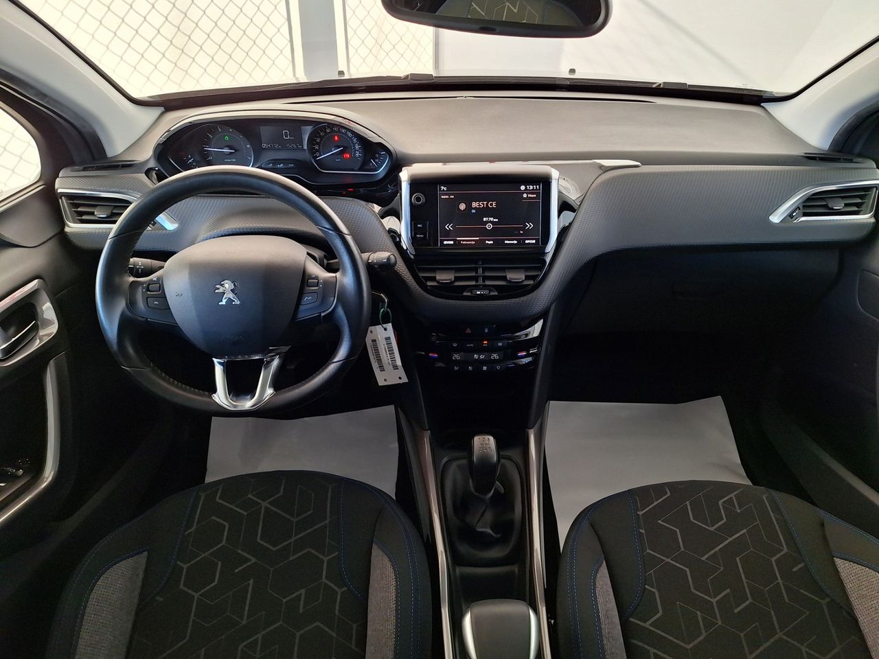 Zunanja slika - Peugeot 2008 - 1,2 PureTech 82 Style - 4