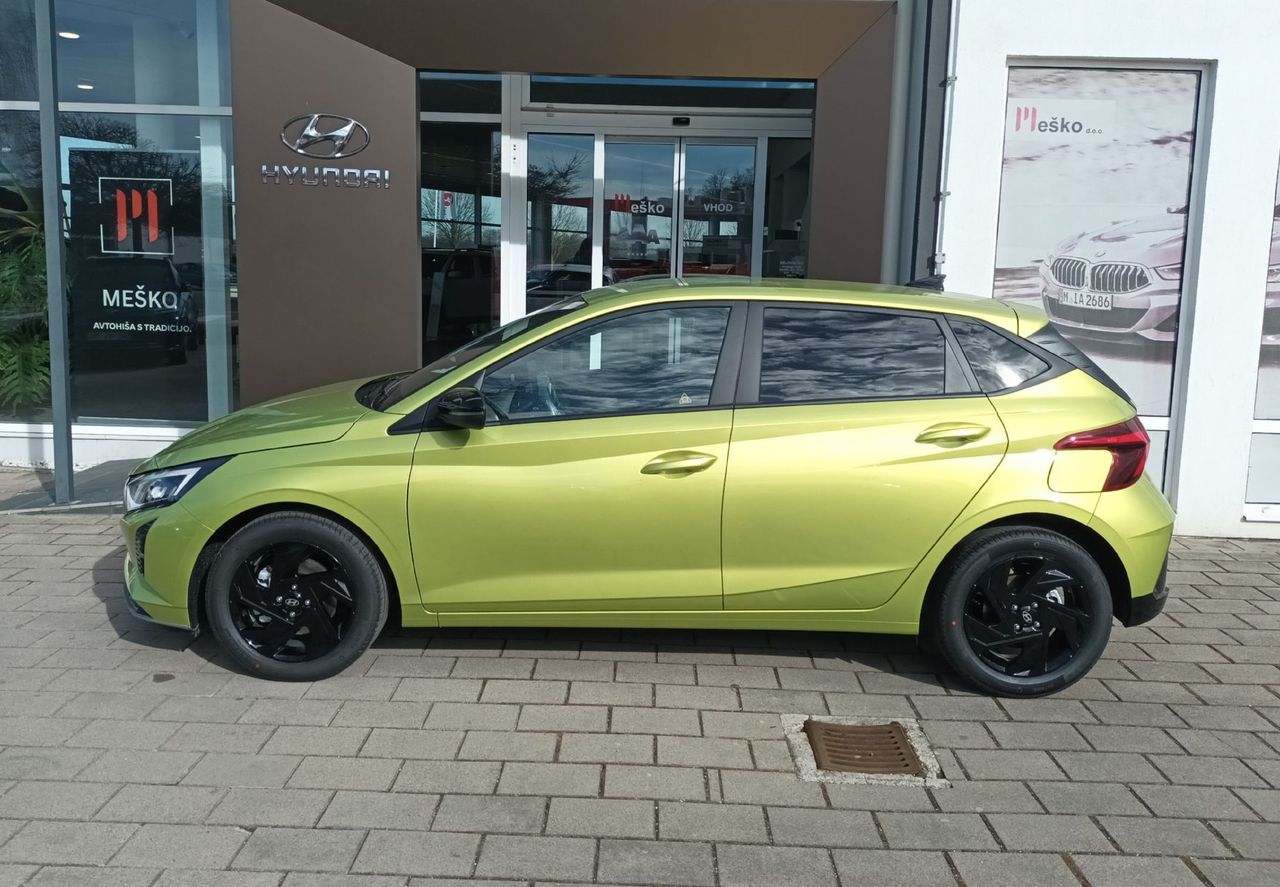 Zunanja slika - Hyundai i20 - 1.0 T-GDI 90 STYLE.BLACK LINE.WIN..RADAR.RG - 3