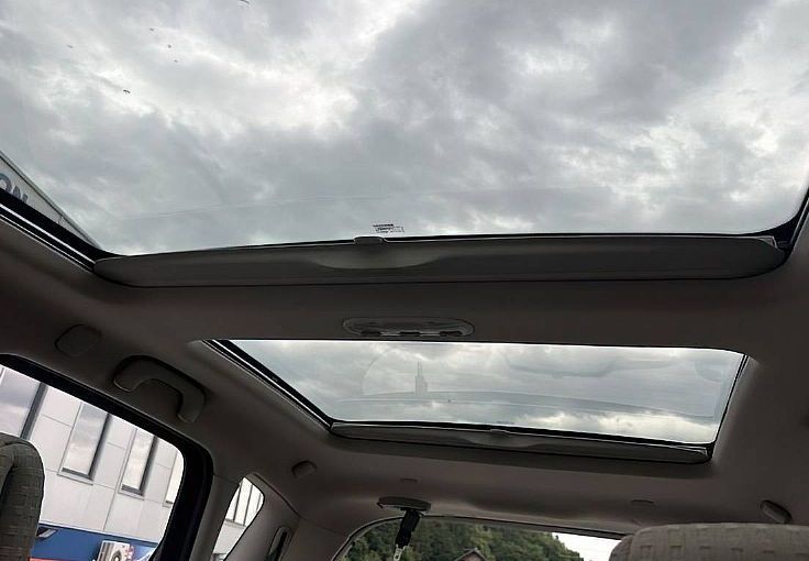 Zunanja slika - Renault Scénic - Scenic Privilege Confort 1.6 16v SAMO 132766KM PANORAMA.. - 11