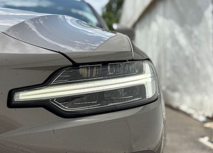 Zunanja slika - Volvo V60 - D3 AUT Business - LED - NAVI - 7