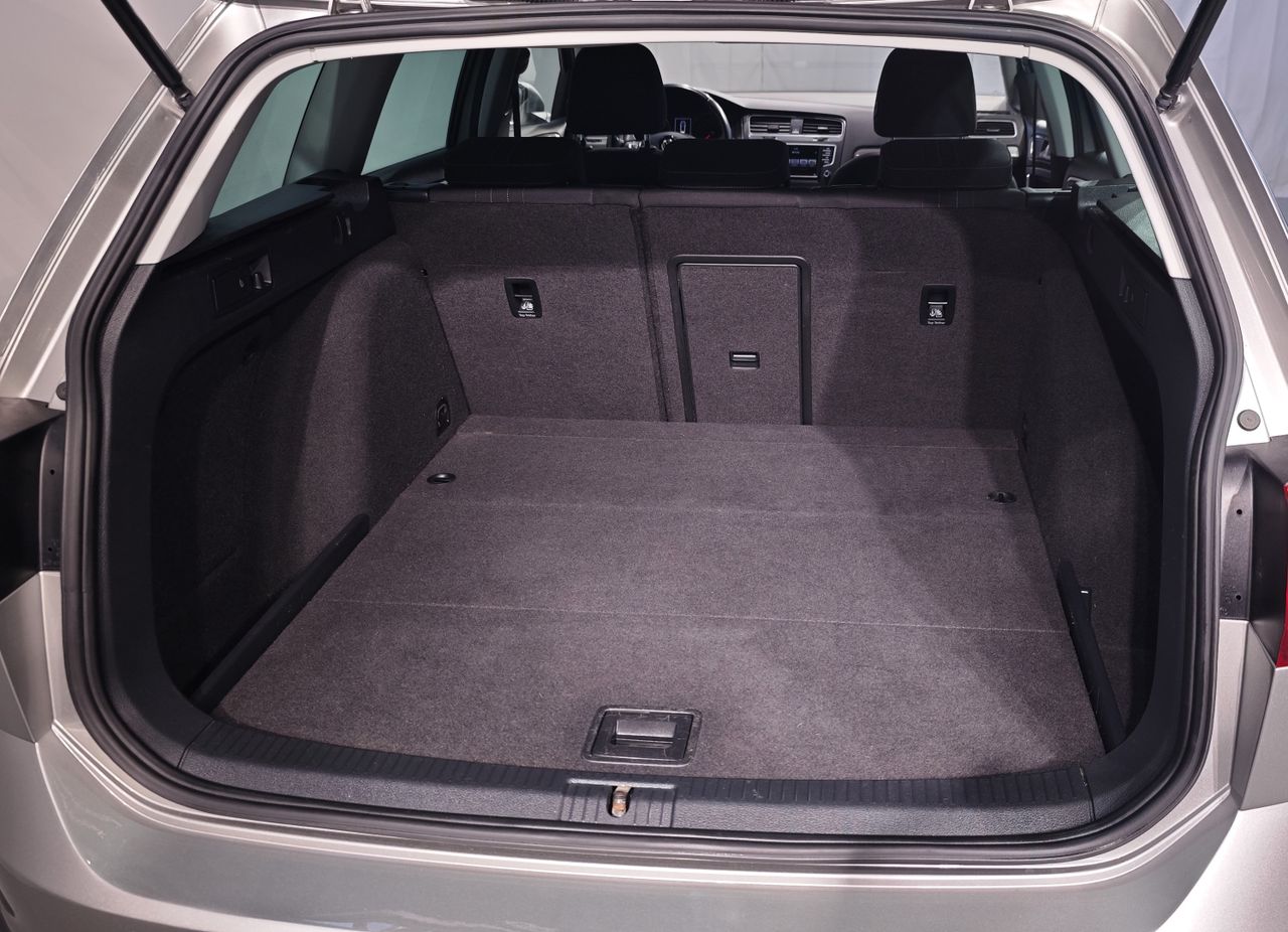 Zunanja slika - VW Golf - Variant 1.6TDI BMT 4MOTION Alltrack 81kW NAVI ALU XENON - 16