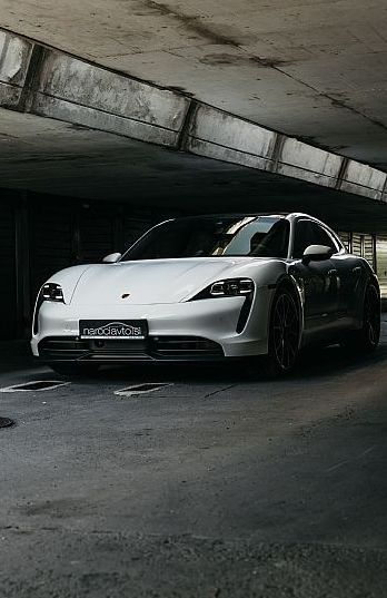 Zunanja slika - Porsche Taycan Sport Turismo - 21 COL Pano Zračno vzmetenje BOSE Radar - 1
