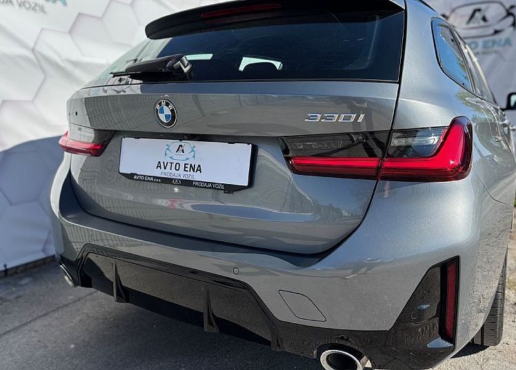 Zunanja slika - BMW Serija 3 - Touring: 330i xDrive M - FULL LED - NAVI - VIRTUAL - ACC - 4
