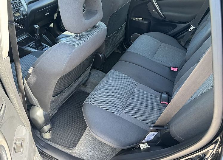 Zunanja slika - Toyota RAV4 - 2.0d 116ks 4x4 °SLO-POREKLO° °SAMO 190.900 km° - 11