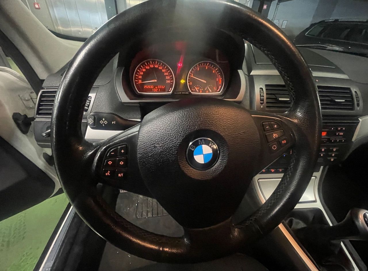 Zunanja slika - BMW X3 - serija : xDrive 18d 105 KW TEMPOMAT. VLEČNA NAPRAVA - 8