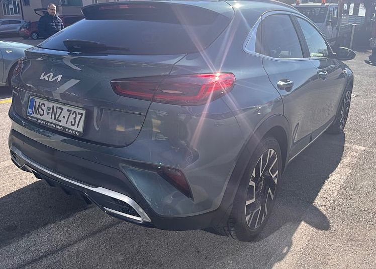 Zunanja slika - KIA XCeed - 1.5 T-GDi LX Prime ISG. M T 118 kW - 6