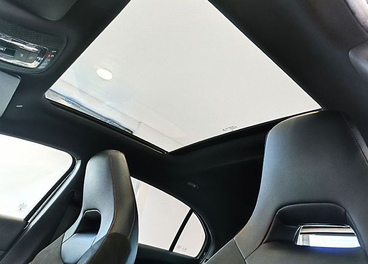 Zunanja slika - Mercedes-Benz A-Razred - 180 AMG LINE-PANORAMA-ALCANTARA-KEYLESS-AMBI-VIDEO - 10