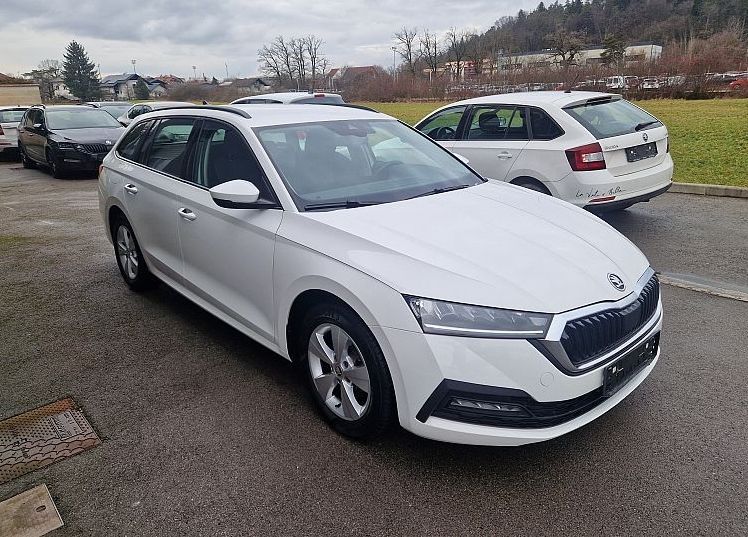 Zunanja slika - Škoda Octavia - Combi 2.0 TDI Ambition - 2