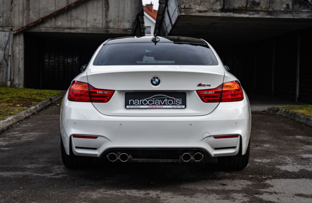 Zunanja slika - BMW M4 - Harman Kardon - LED - Alcantara - Headup - 6